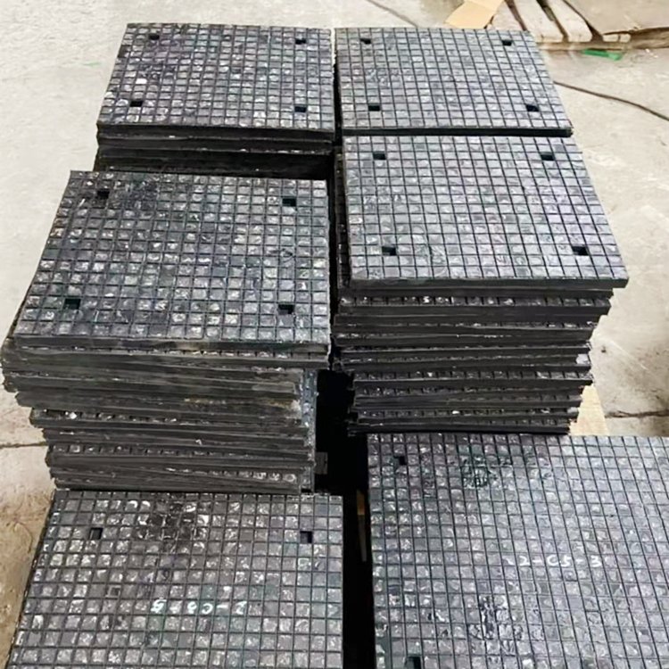 三合一耐磨陶瓷衬板